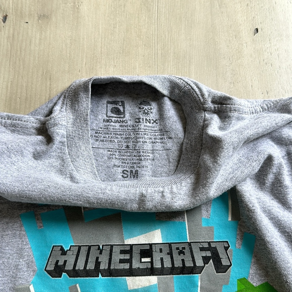 Minecraft T-shirt - Picture 3 of 6
